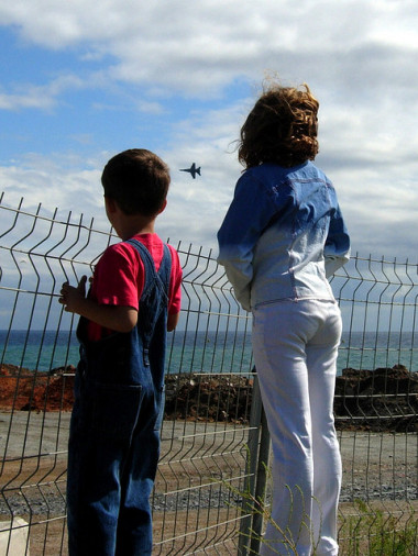<p>Cerca de 2,2 millones de niños y niñas viven en España por debajo del umbral de la pobreza. Imagen: <a href="http://www.flickr.com/photos/un_barcelones/50846487/sizes/z/in/photostream/" target="_blank">Un barcelonés</a></p>