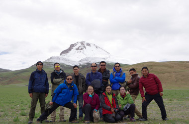 <p>El equipo arqueológico que ha realizado el trabajo en el sitio de Nwya Devu / Yingshuai Jin</p>