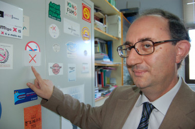 
<!-- START: including template: extension/sinc/design/ezwebin/templates/content/datatype/view/ezxmltags/paragraph.tpl (design:content/datatype/view/ezxmltags/paragraph.tpl) -->
<p>Elisardo Becoña. FOTO: USC</p>
<!-- STOP: including template: extension/sinc/design/ezwebin/templates/content/datatype/view/ezxmltags/paragraph.tpl (design:content/datatype/view/ezxmltags/paragraph.tpl) -->
