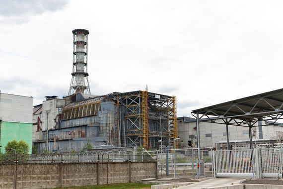<p>Central nuclear de Chernóbil. / <a href="http://www.flickr.com/photos/ashenwolf/5595850489/sizes/l/in/photolist-9wucoR-9wxc8A-9wxbM3-9wxbVY-9wxcfs-eLaenC-dMhewP-dMnNmE-9BXY79-dMheqg-dMnNuC-8qPMyH-dMhe4e-9t7XUH-8y29EZ-8iz8kB-8iz8Lx-caJxoQ-caJya5-9f6GZn-dMnMTC-dMnNuf-doNB7e-dMnNiy-dMnNk1-doNK6C-8iCnUf-9taYcU-8Dekw5-8y5bo3-9wxcuw-bVkXet-ccHcSm-7YT9YS-8qPMEZ-dMhezn-dMnMTW-9qqtjV-bVkXk6-ccHcYw/" target="_blank">Wolfhowl</a></p>