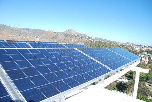 <p>El nuevo sistema permite conocer la electricidad que producen las centrales fotovoltaicas con mayor precisión. / Fundación Descubre</p>