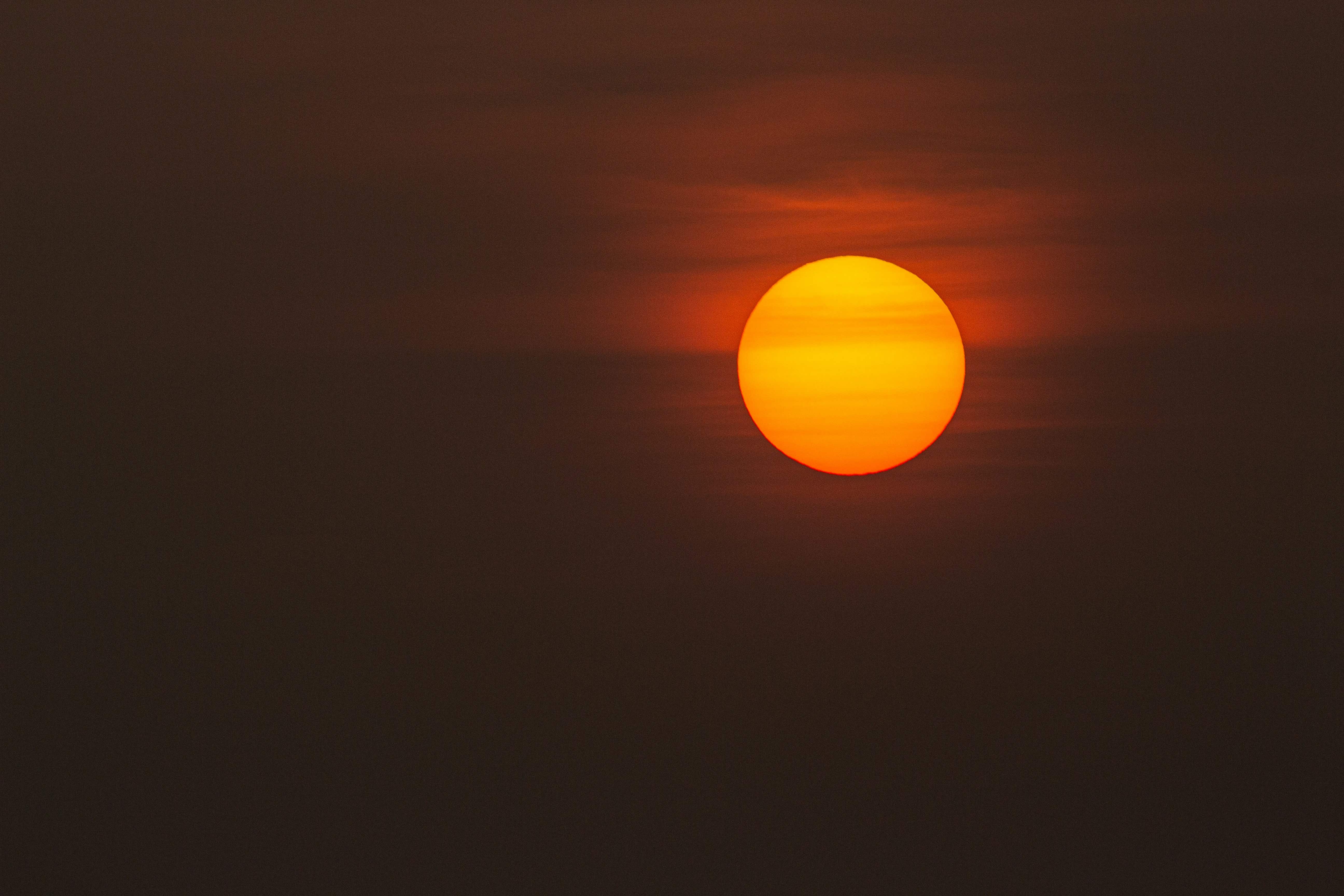 Pequeñas eyecciones de energía en forma de chorro explican el origen del calentamiento coronal del Sol
