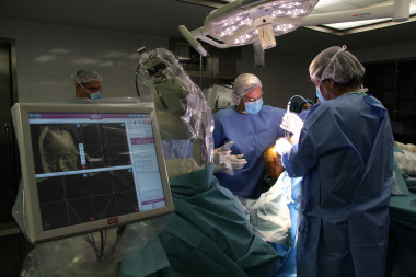 <p>Un momento de la intervención. / Hospital del Mar</p>
