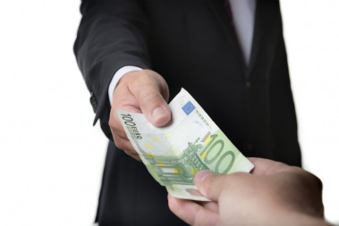<p>Los investigadores de la UJI han utilizado el polígrafo para analizar las reacciones emocionales ante decisiones corruptas. / Fotolia</p>