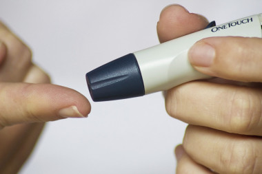 <p>Los científicos han reprogramado células del hígado para que ayuden al páncreas a generar insulina / Pixabay</p>