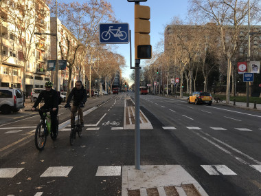 <p>Sacar a las personas de los coches produce grandes beneficios para la salud. / ISGlobal</p>