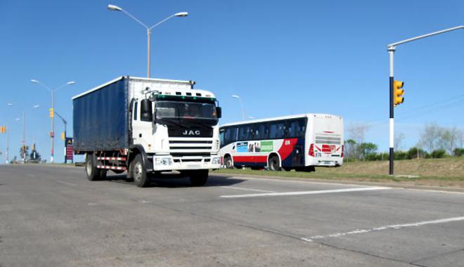 <p class=" text-left">El modelo simula escenarios futuros de emisión de una flota de vehículos./ <a href="http://www.morguefile.com/" target="_blank">morgueFile</a></p>