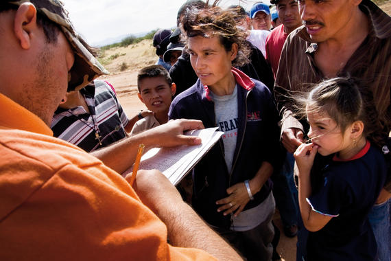 <p>Trabajar en la agricultura estadounidense es definido como “lo más triste que puede haber” y como un sacrificio realizado para sacar adelante a su familia. <a href="http://www.plataformasinc.es/index.php/esl/imagenes/inicio/(imagen)/60064" target="_blank">Foto</a>: SINC / RuidoPhoto.</p>