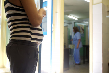 <p>Los datos de este estudio, recogidos sobre 779 mujeres heterosexuales que dieron a luz en 15 hospitales públicos de Andalucía, son extrapolables al resto de España. / SINC</p>