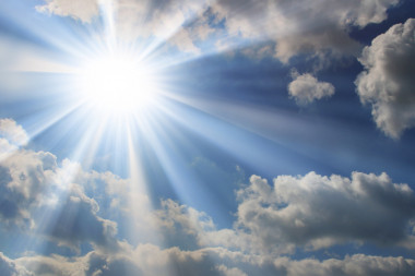<p>Los investigadores han desarrollado un método para estimar la radiación solar global diaria a partir de datos mensuales./ UVa</p>