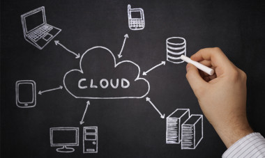 <p>El software está basado en la utilización de una red donde está ubicada una base de datos que almacena cientos de vídeos. / UC3M</p>