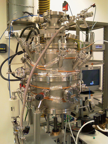 <p>La cámara de vacio simula las condiciones de la atmósfera marciana. / CAB</p>