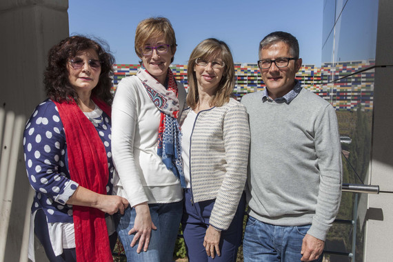 <p>De izquierda a derecha, Rosana Peris, Sonia Agut, Raquel Agost y Antonio Caballer, miembros del Grupo de Investigación en Innovación Social y Desarrollo Humano / IIDL de la UJI</p>