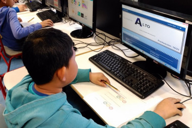 <p>Taller Dr. Scratch con estudiantes de 4º y 5º de primaria del colegio San Diego de Madrid. / URJC</p>