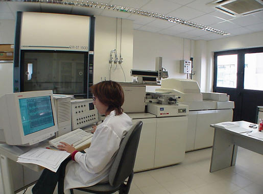 <p>Laboratorio para la detección contaminantes en el CSIC.</p>
