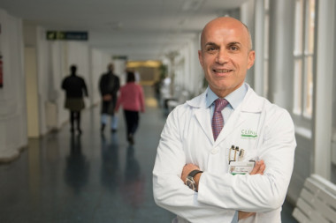 <p>Isam Alobid, autor de una nueva técnica reconstructora del tabique nasal. / Hospital Clínic</p>
