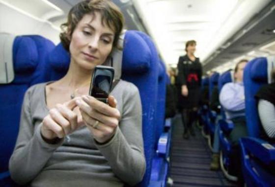 <p>El MCA es un servicio de prestaciones similares a los de telefonía móvil de segunda generación (GSM), disponible a bordo de aeronaves en vuelo a alturas superiores a los 3.000 metros sobre el suelo. Foto: Enbite.</p>