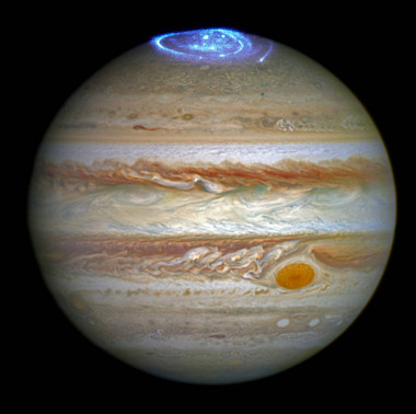 <p>Auroras en uno de los polos de Júpiter captadas por el Hubble. / <a href="http://www.nasa.gov/feature/goddard/2016/hubble-captures-vivid-auroras-in-jupiter-s-atmosphere" target="_blank">NASA, ESA y J. Nichols</a></p>