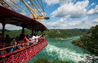 <p>Millones de turistas han disfrutado del viaje del ‘Whirlpool Spanish Aerocar’ sobre el río Niagara. / <a href="http://www.niagaraparks.com/" target="_blank">The Niagara Parks Commission</a></p>