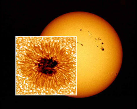 <p>El número de manchas que se observan en el Sol constituye un fiel indicador de la actividad magnética en su superficie. Imagen: IAC</p>