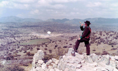 <p>En los años 60 la NASA colocó una de sus grandes antenas del programa Apolo cerca de Fresnedillas de la Oliva, un pequeño pueblo madrileño por entonces agrícola y ganadero. / Foto cortesía de Larry Haug/Honeysuckle Creek Tracking Station</p>