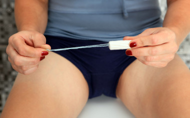 <p>Si las mujeres no tienen la regla habrÃ¡ menos uso de productos de higiene menstrual y menor gasto econÃ³mico. / Adobe Stock</p>